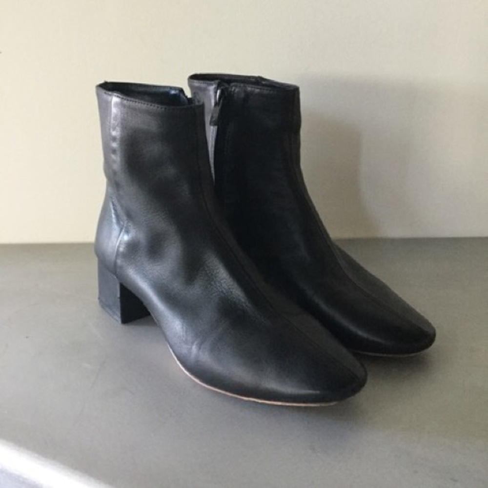 Loeffler Randall Carter boots black leather sz 8